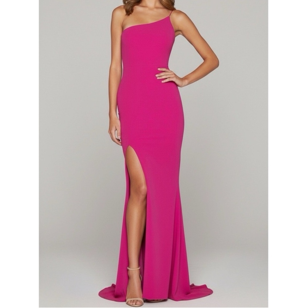 Nookie Jasmine One-Shoulder Gown